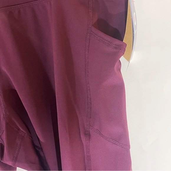 NWT Champion Dark Berry Pocket Compression Leggings - Picture 4 of 10